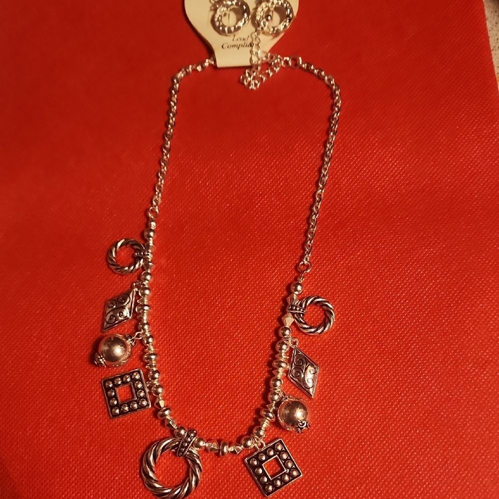 Silver 17 Inch Geometric Charm Necklace With Earrings